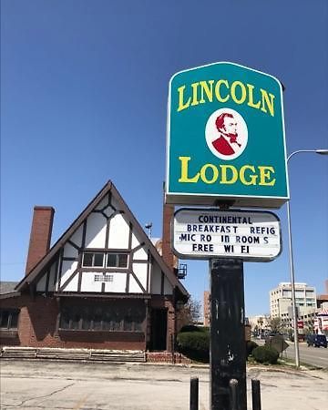 The Lincoln Lodge Urbana Champaign Exteriör bild