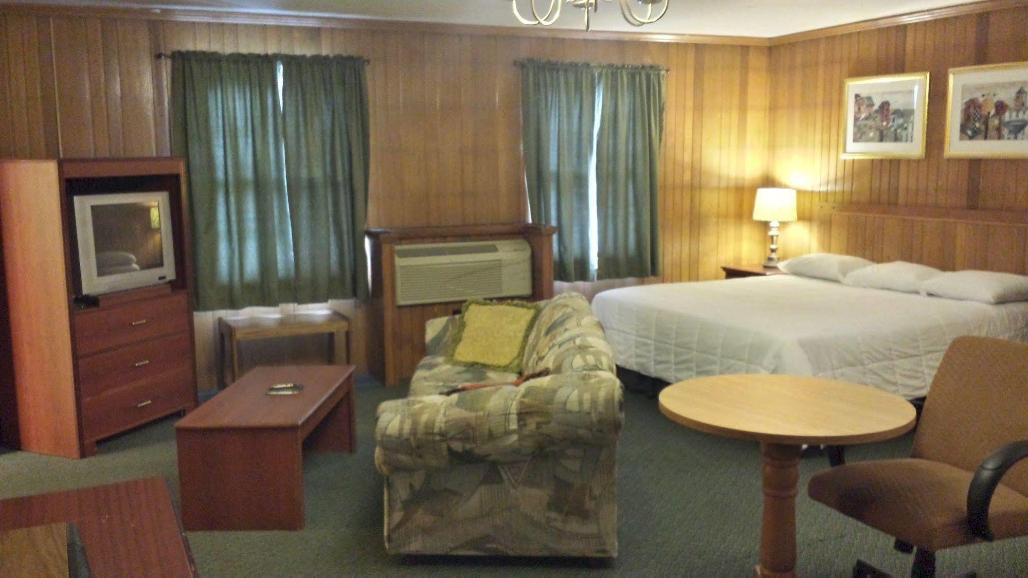 The Lincoln Lodge Urbana Champaign Exteriör bild